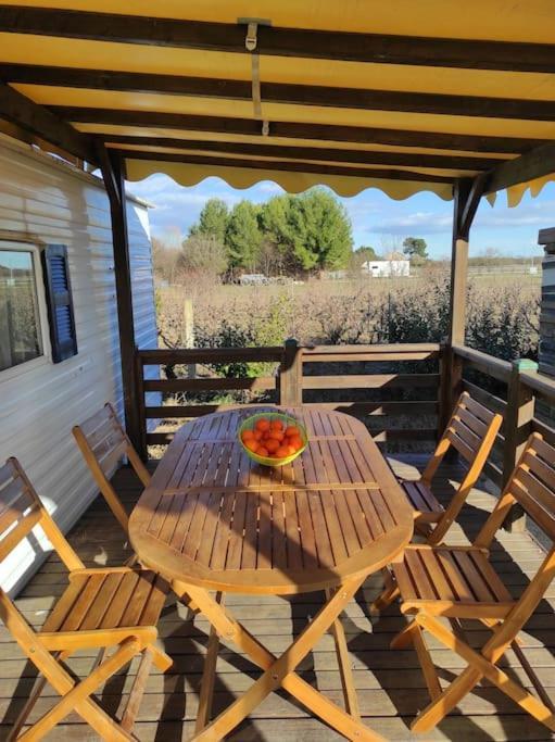 Mobil-Home Dans Un Beau Cadre A 15 Km Des Plages. Lunel  Exterior foto